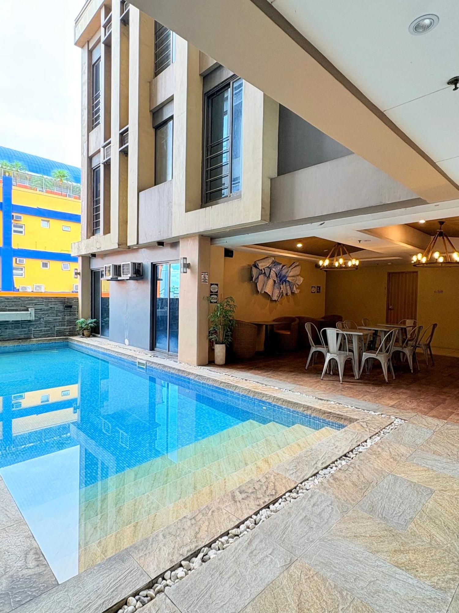 Pacific Park Hotel Cidade Quezon Exterior foto