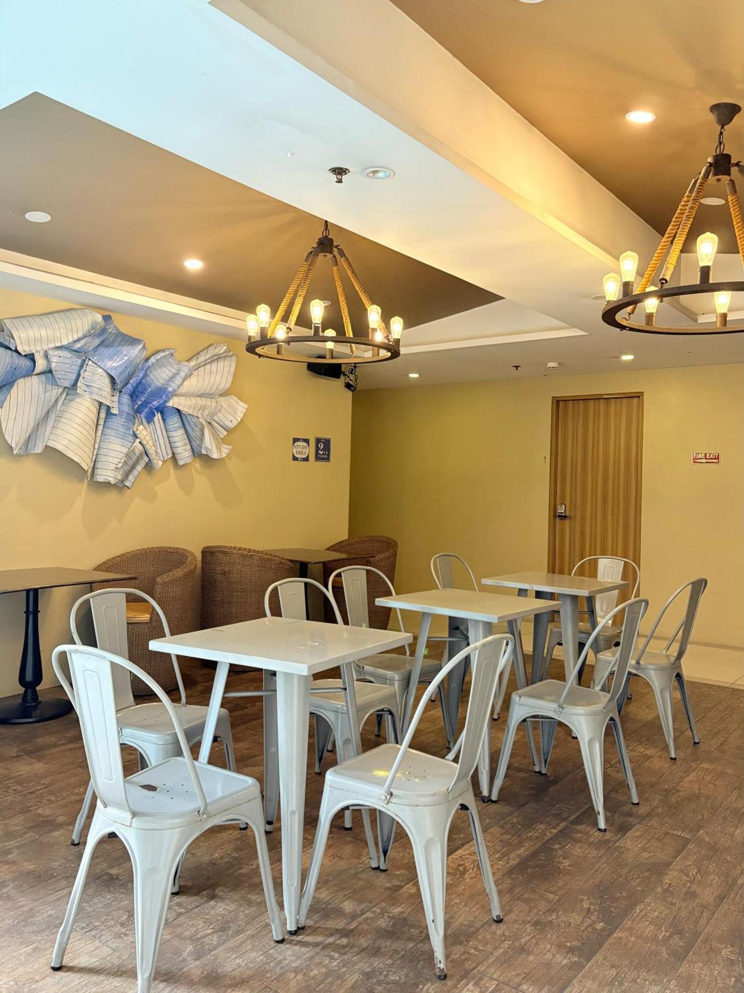 Pacific Park Hotel Cidade Quezon Exterior foto